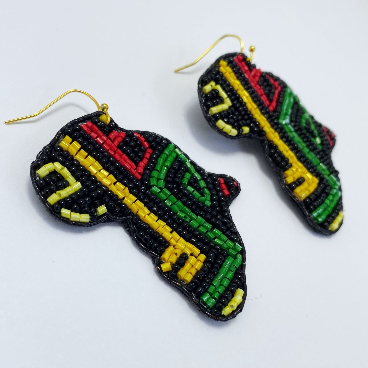E0891 AE5649 Beads Africa Shape Drop Dangle Earrings