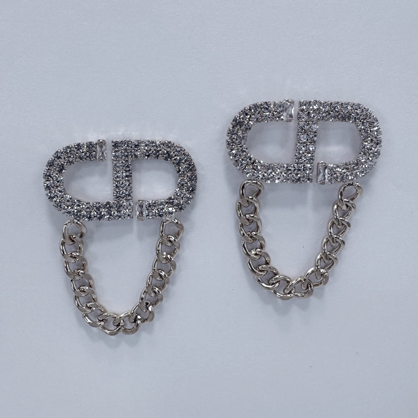 E1475 CE5223 Drop Post Earrings