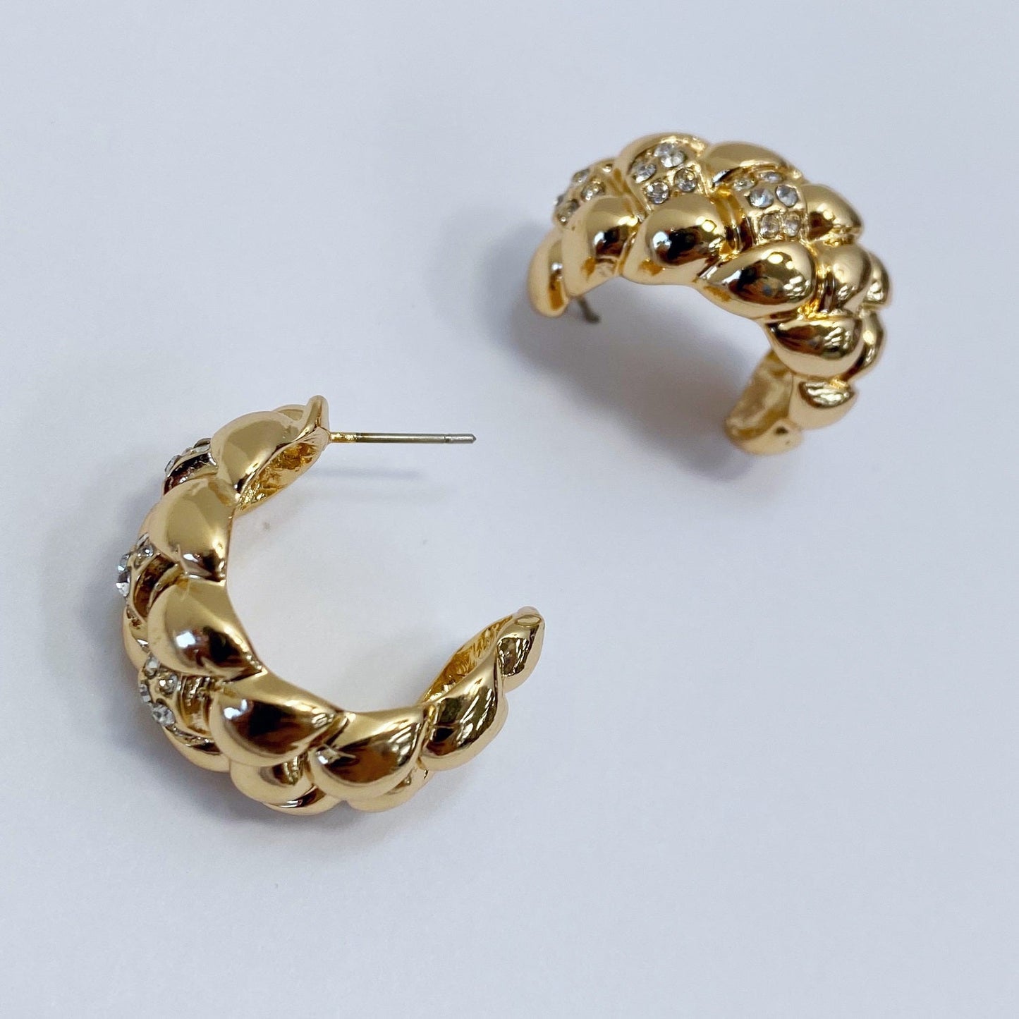E1110 25E2204 Open Circle Shape Hoop Style Post Earrings