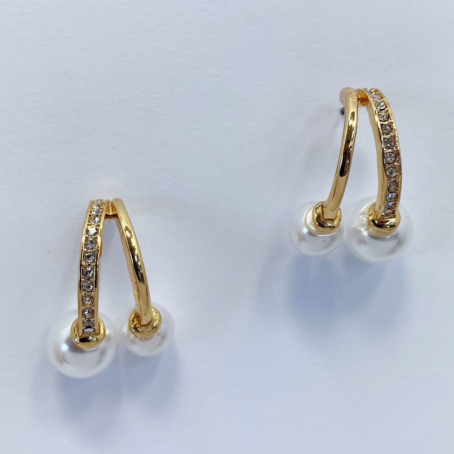 E1035 25E2207 Rhinestones Deco Pearl Accented Open Half Circle Mini Post Earrings