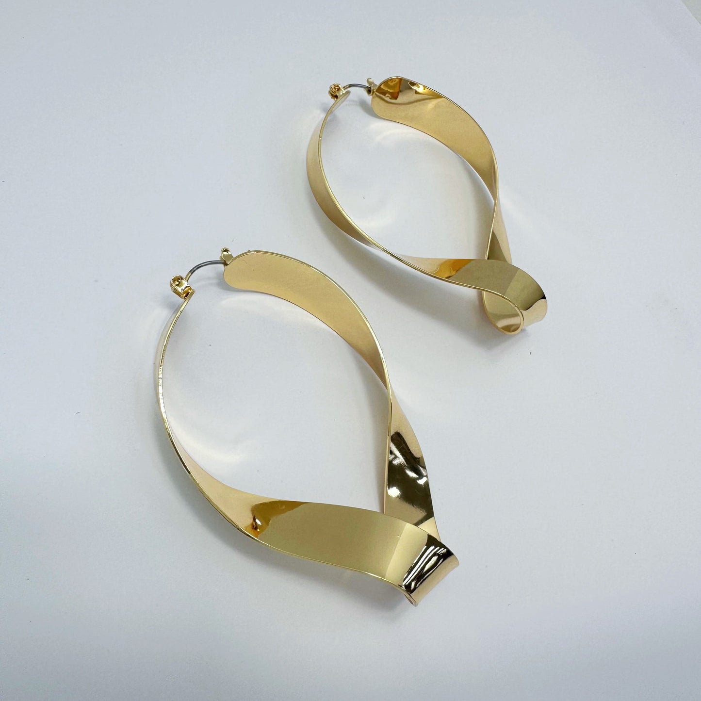 E1705 KE4275 Twisted Hoop Earrings