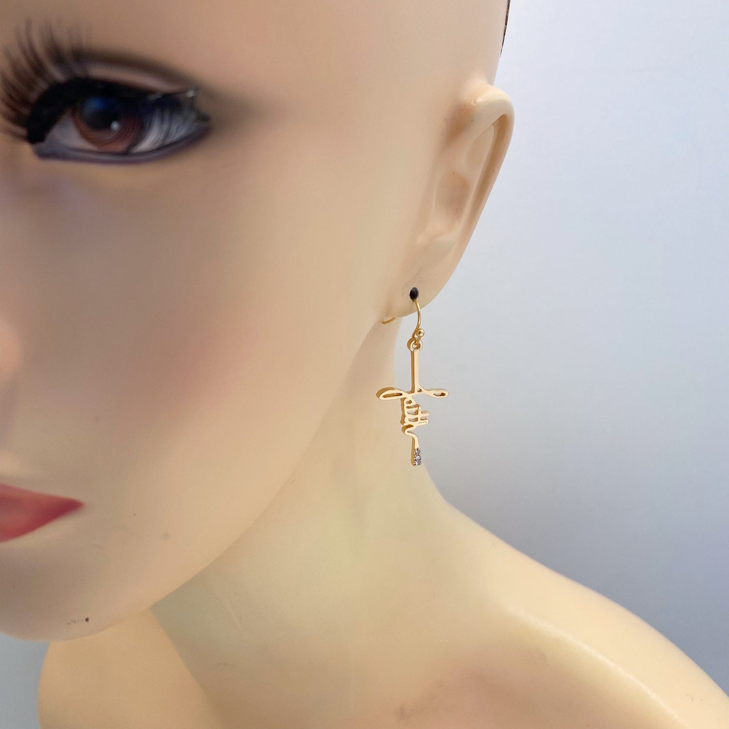 E0841 28082 FAITH Design Drop Dangle Hook Earrings