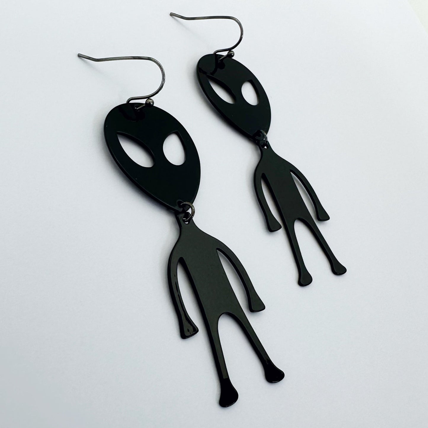 E1441 28225 Halloween dangle Earrings