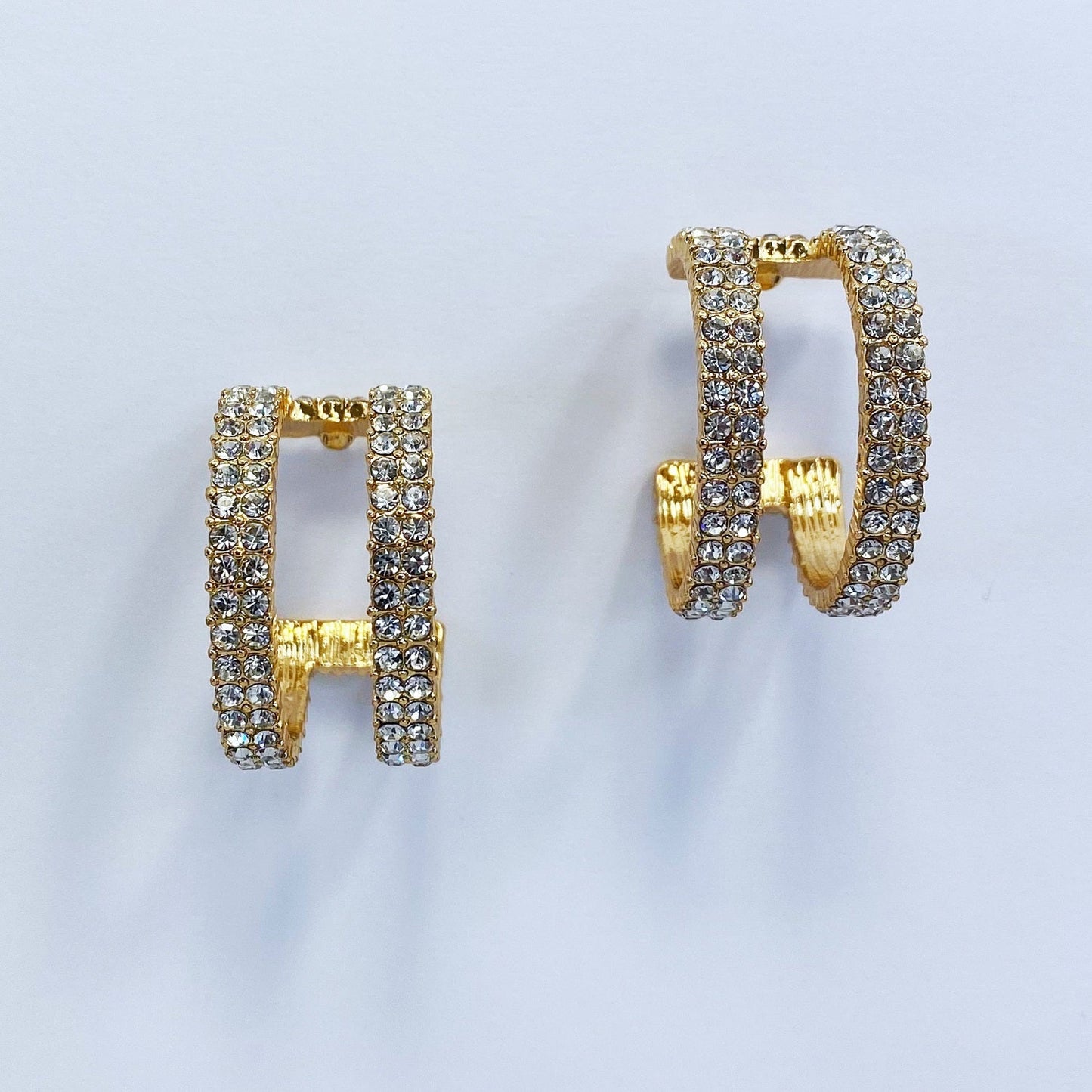 E1106 25E2091 Open circle Mini Hoop Style Post Earrings