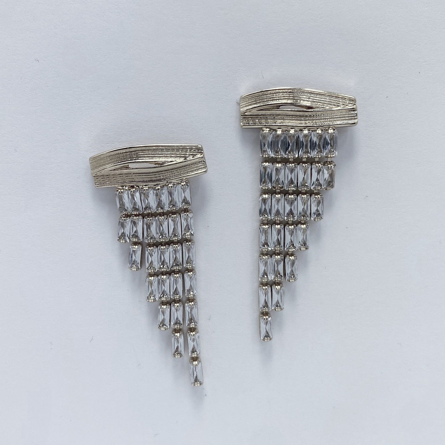 E1150 25E2394 Rhinestones Deco Tassel Drop Dangle Earrings