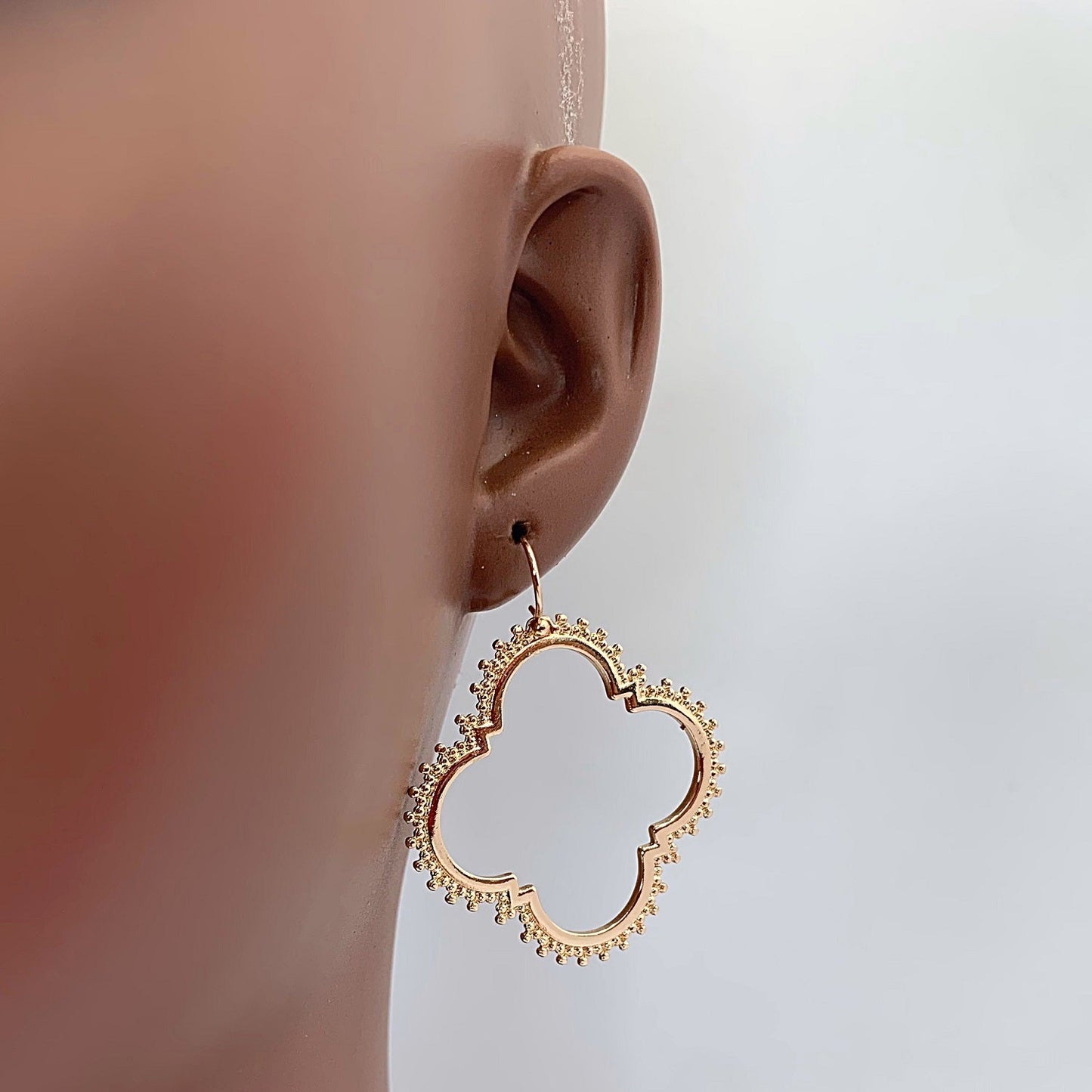 E1270 VER4166 Clover Drop Dangle Earrings