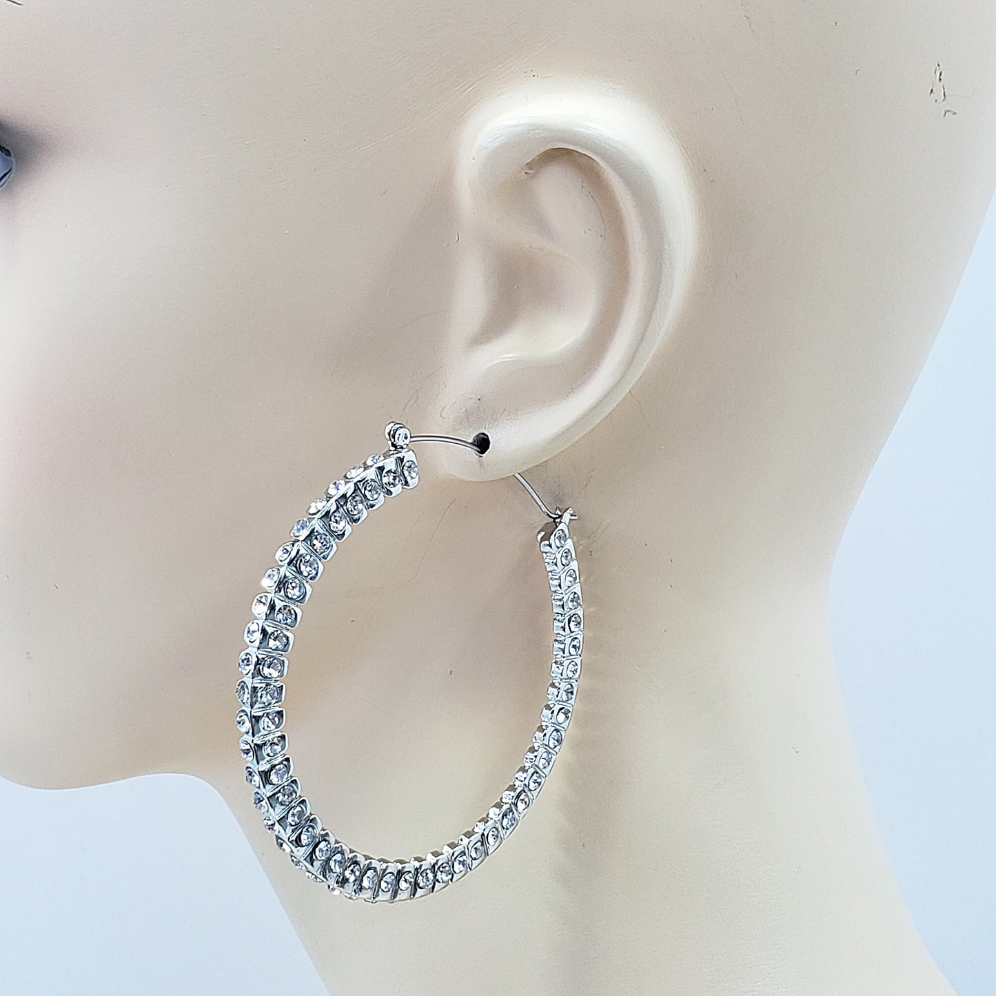 Sparkling Pavé Hoop Earrings | E0128