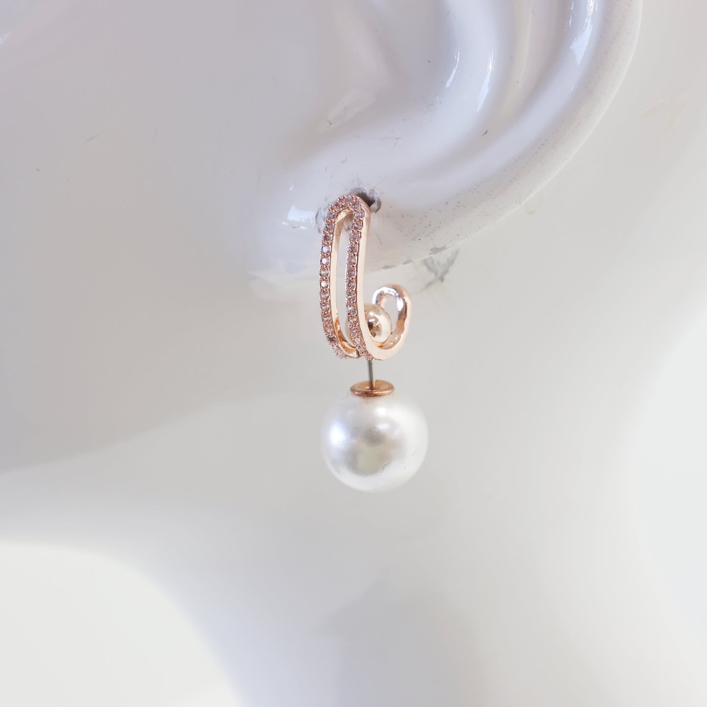 Elegant Pearl Drop Earrings | E0539