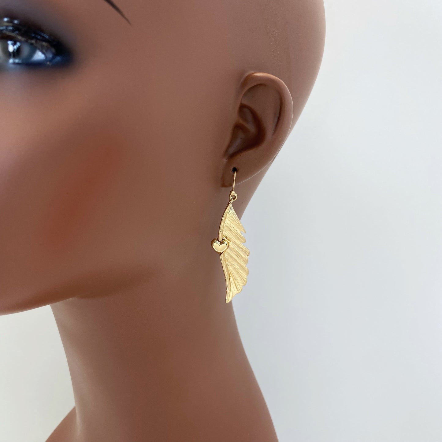 E1126 HE3238 Wing Feather Design Drop Dangle Earrings