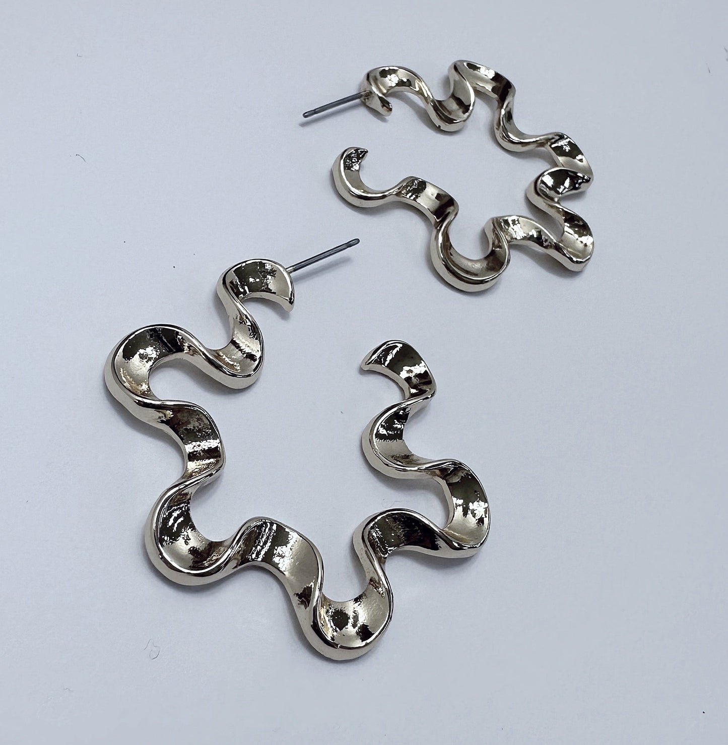E1105 25E4191 Hoop Style Post Earrings
