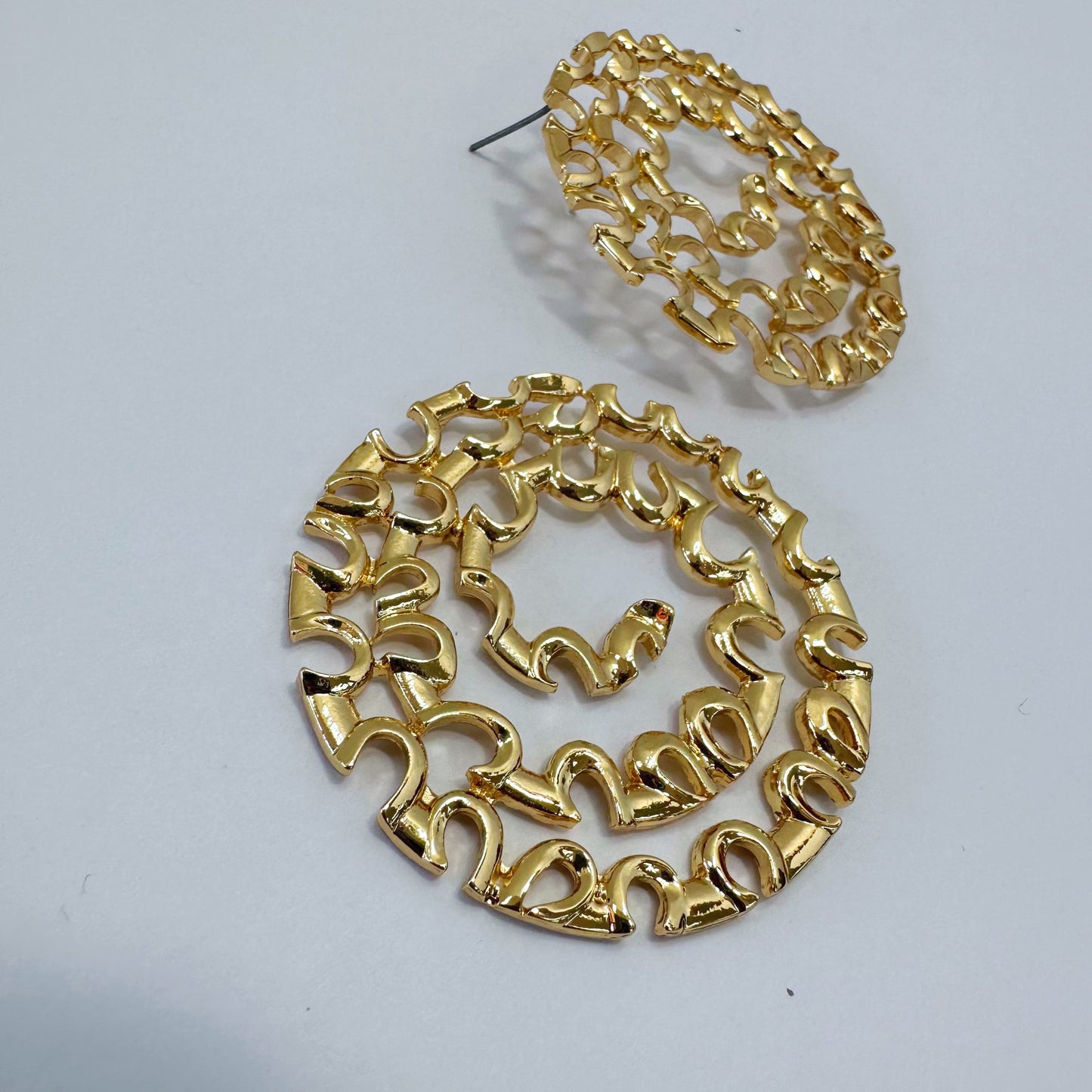 E1665 KE4290 Drop Post Earrings