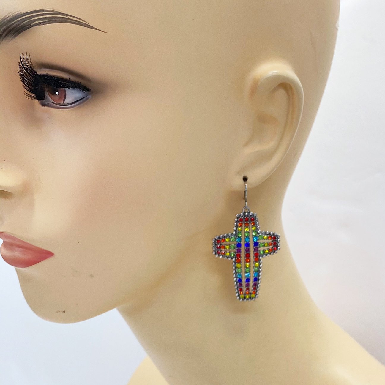 E1538 132560 Cross Dangle Earrings