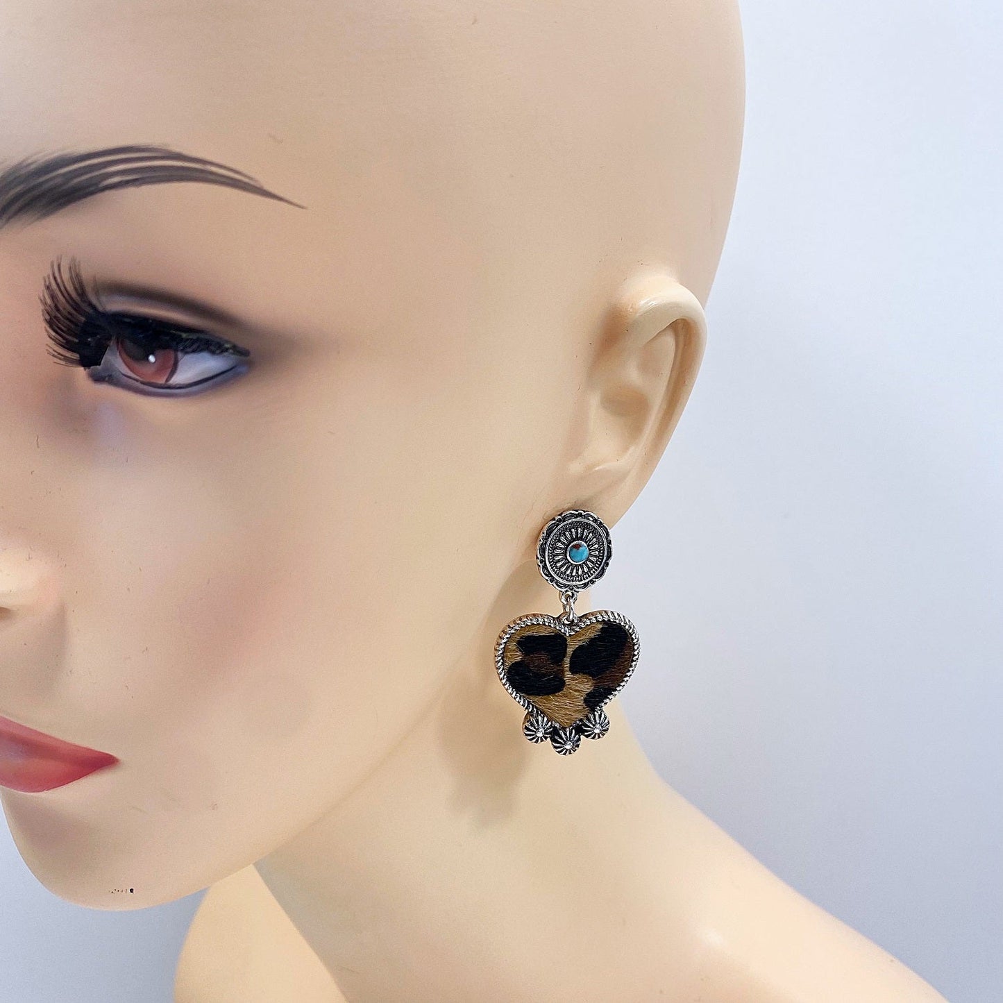 E0949 AE4107 Animal Leopard Pattern Faux Fur Heart Love Shape Drop Dangle Post earrings