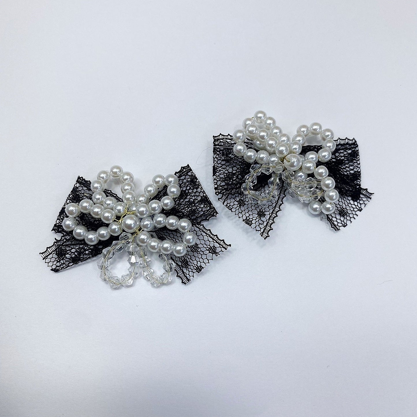 E0930 CCRBPE01 Ribbon Bowtie Drop Post Earrings