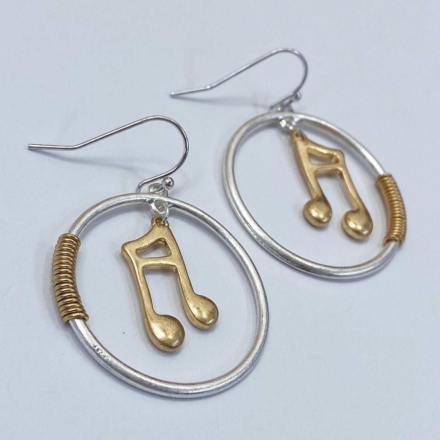 E0980 HE2603 WORN COLOR METAL MUSIC NOTE DROP DANGLE HOOK EARRINGS