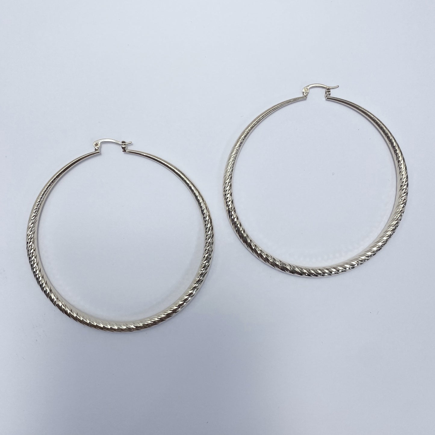 E0825 KE7302-80 Metal Hoop Earrings