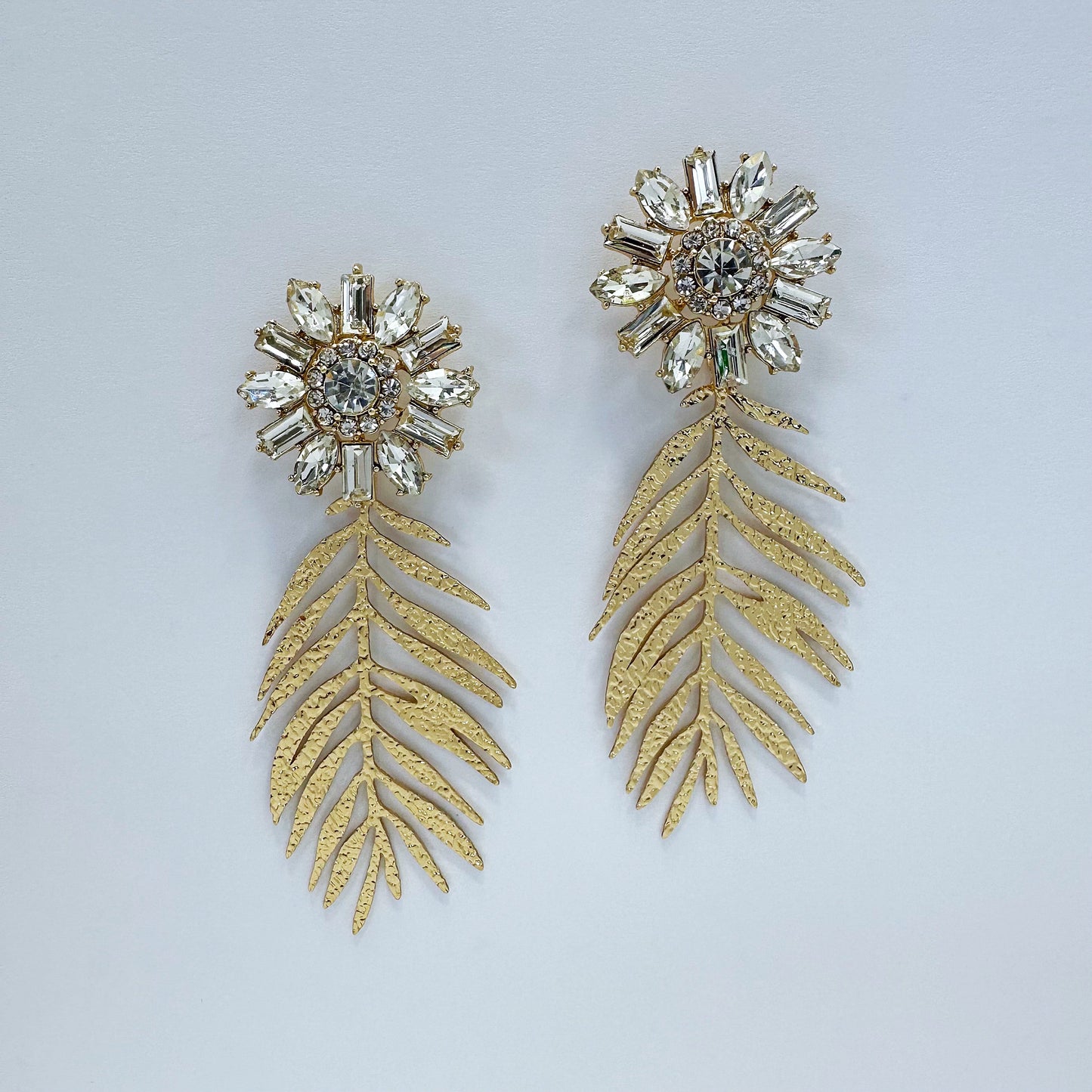 E0797 KE4243 Flower Leaf Design Drop Dangle Post Earrings
