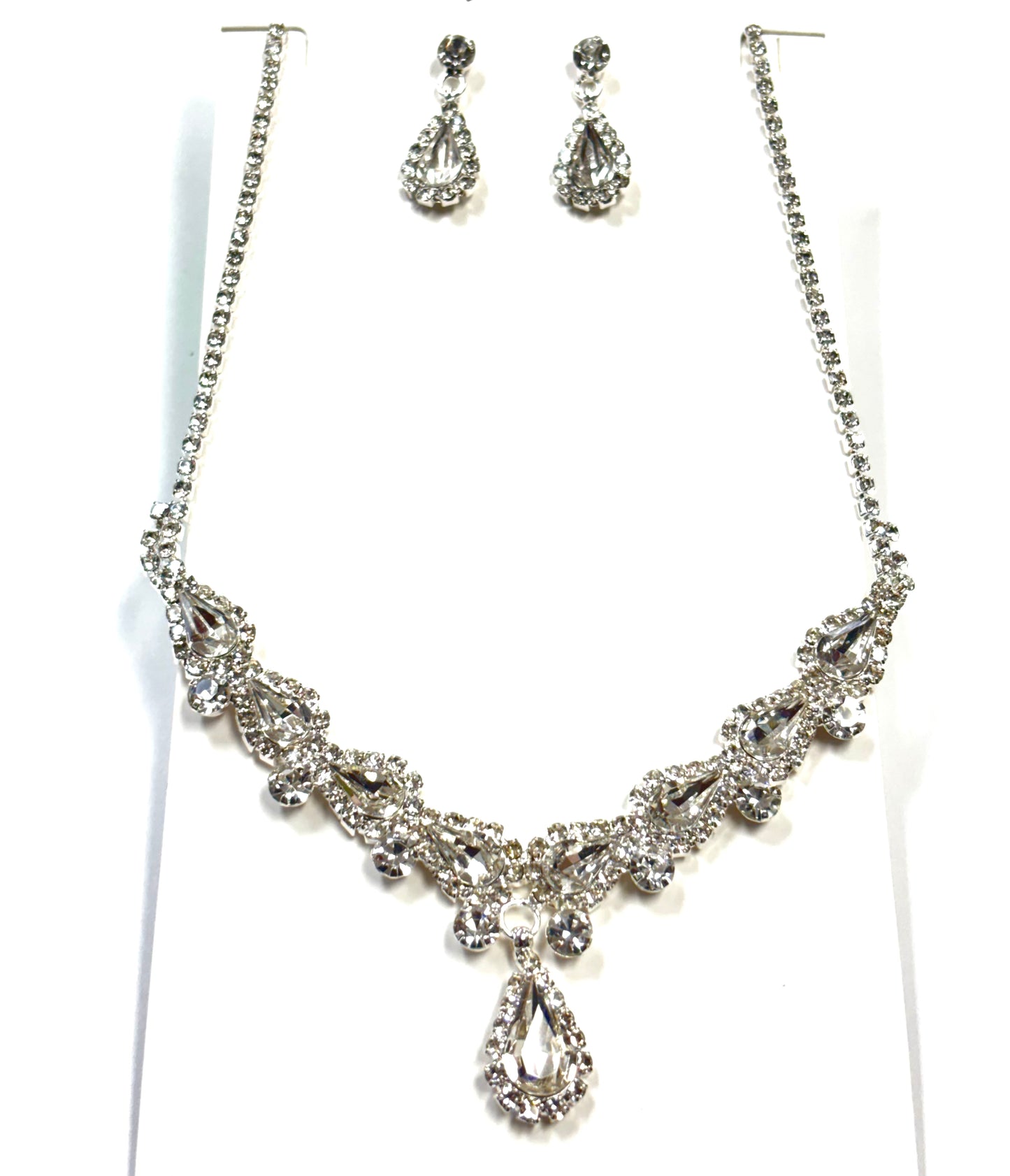 N5025 | Timeless Teardrop Necklace | NR79-22255