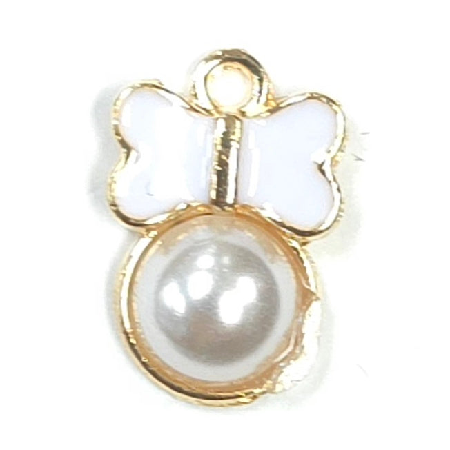 C0209 | Pearl Angel Charm | GC1121