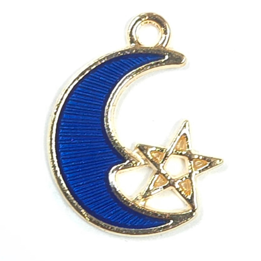 C0171 | Celestial Crescent Moon Charm | GC1122