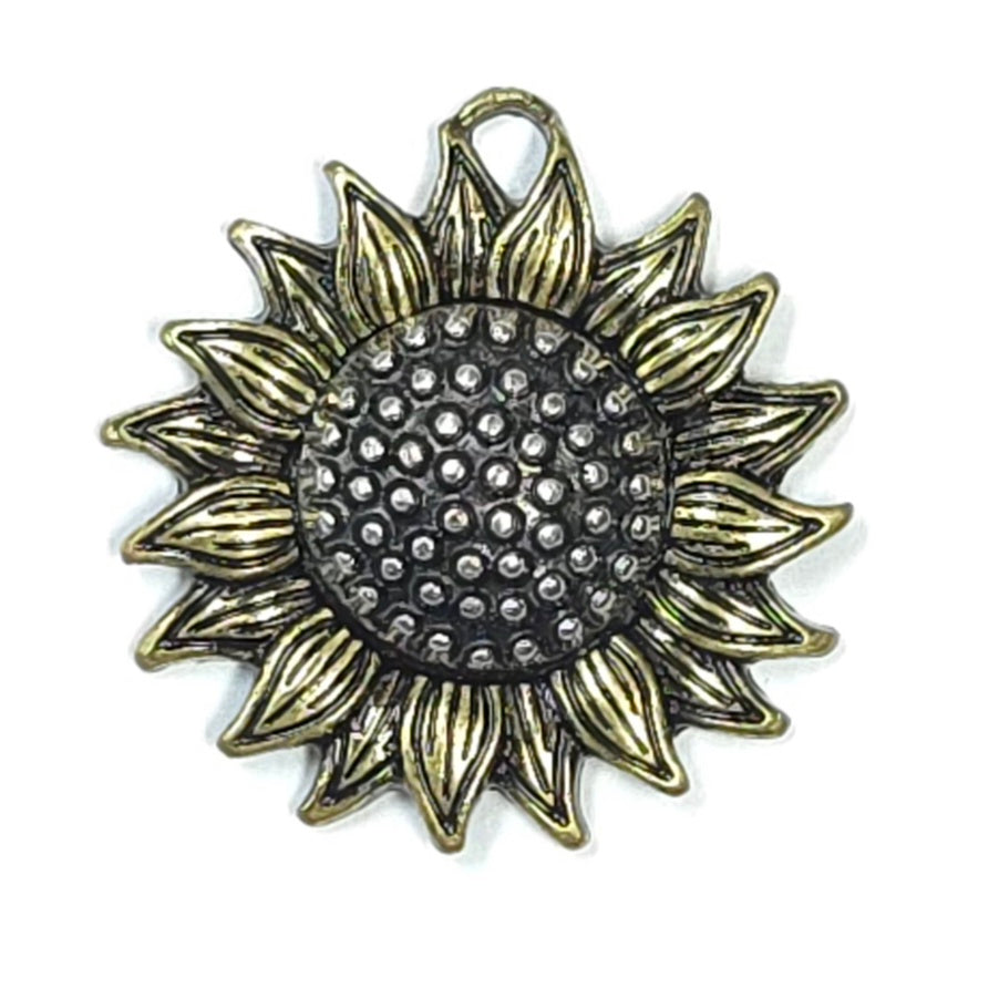 C0088 | Rustic Sunflower Charm | GC112