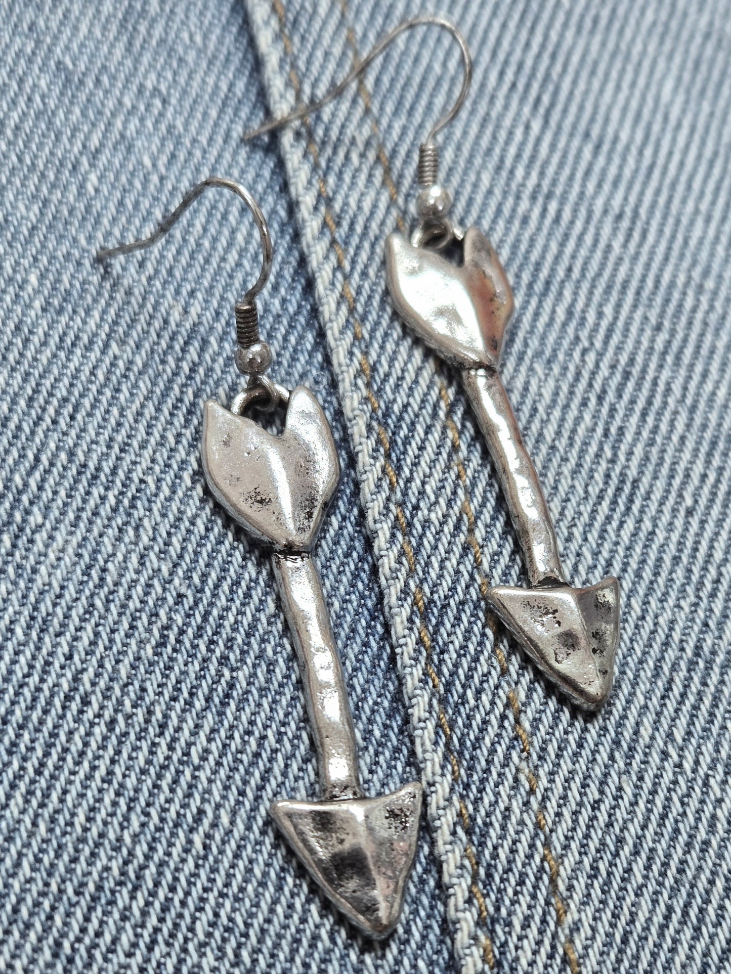 E1179 GE3331 Arrow design Drop Dangle Hook Earrings