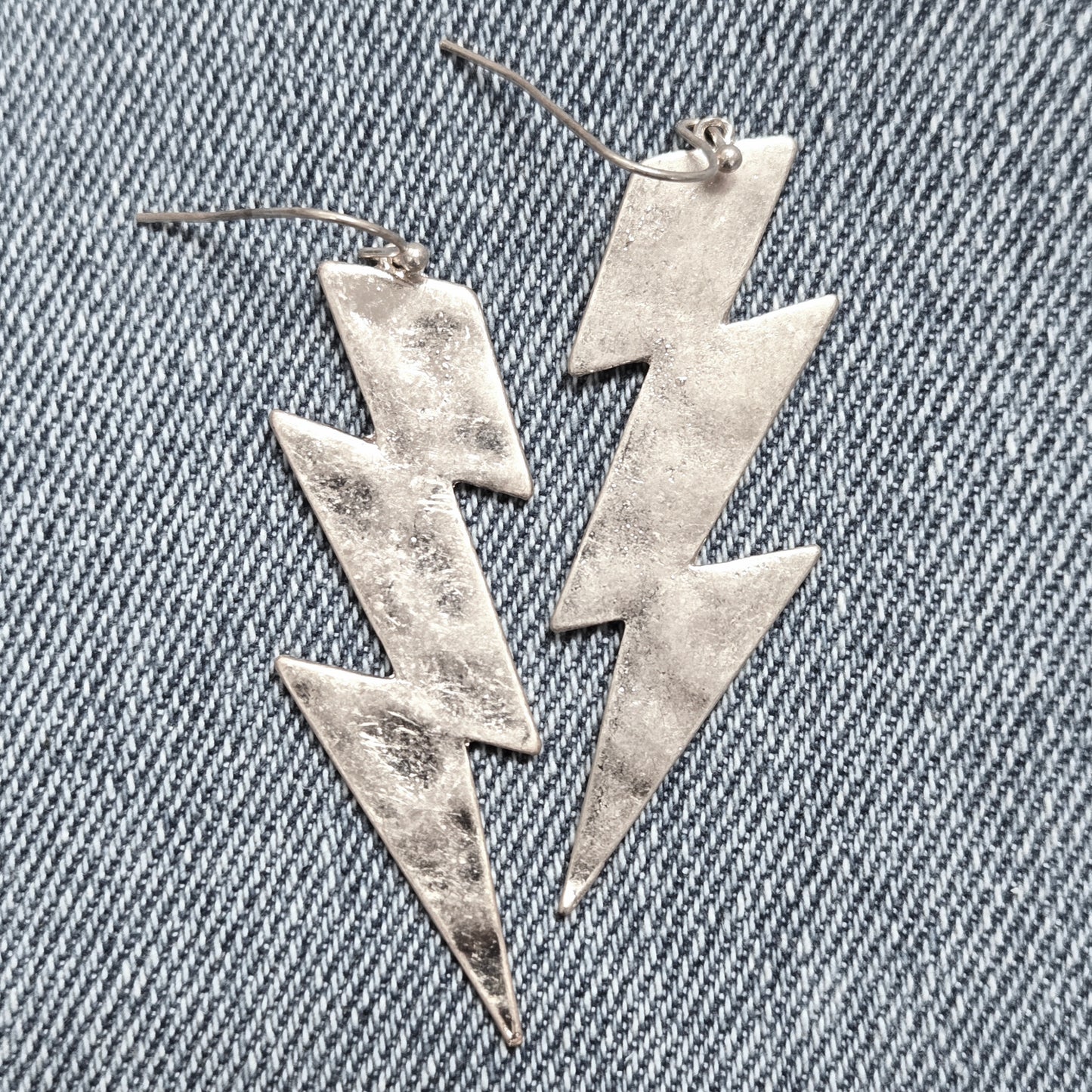 E1152 HE1723 Lightning Bolt Design Drop Dangle Hook Earrings