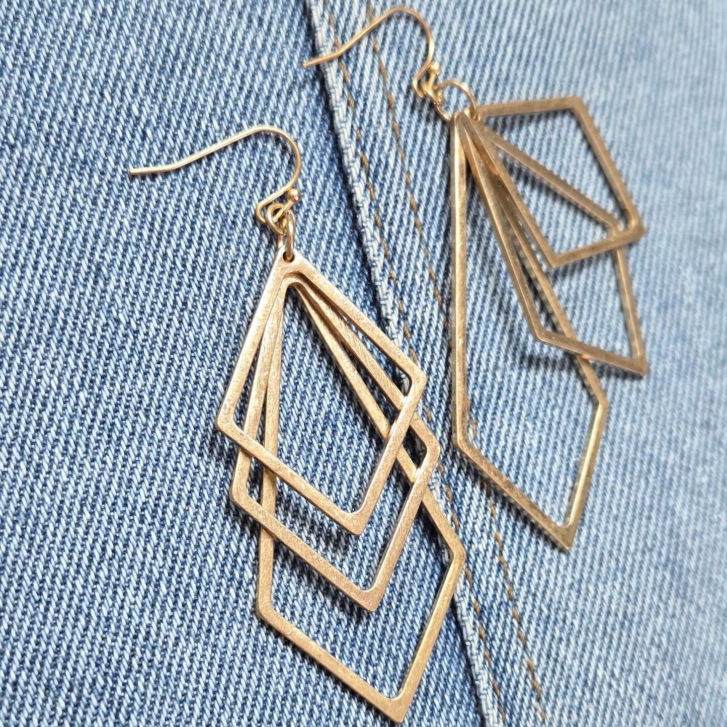 E1142 HE2685 Triple Rhombus Drop Dangle Earrings