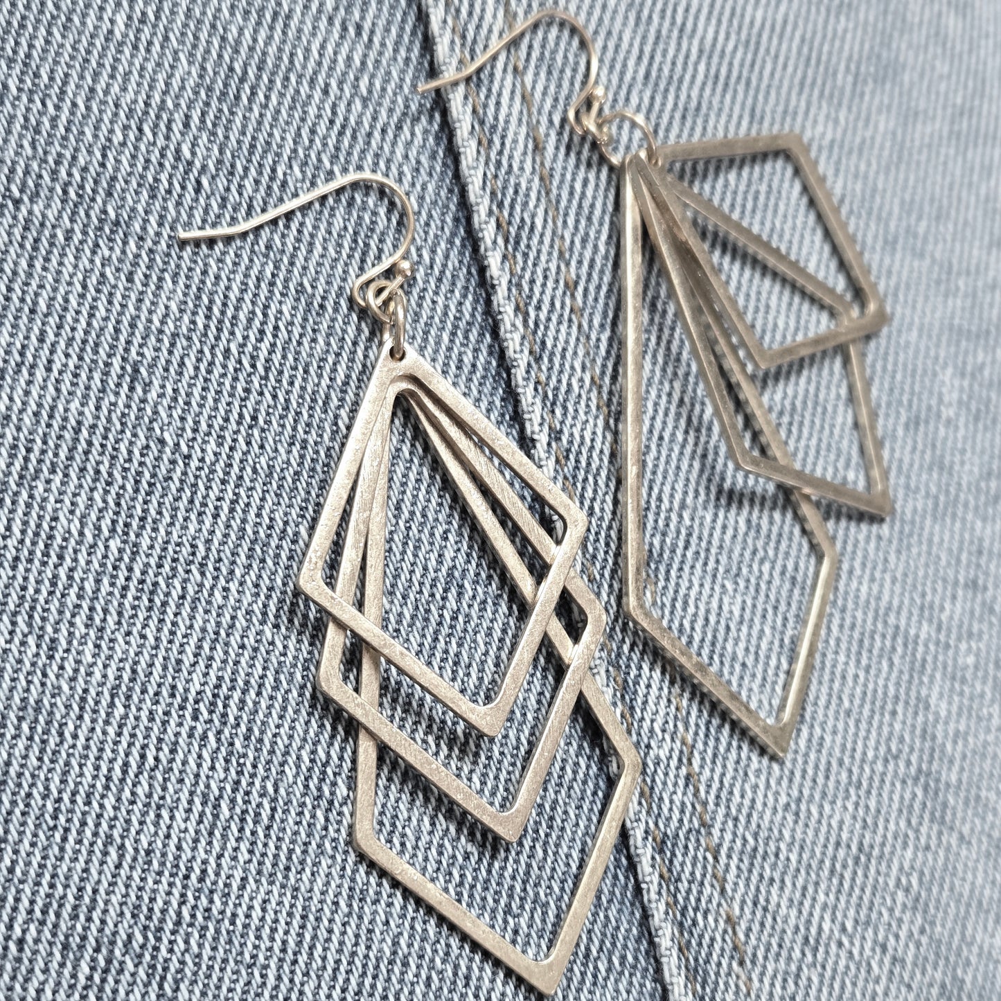 E1142 HE2685 Triple Rhombus Drop Dangle Earrings