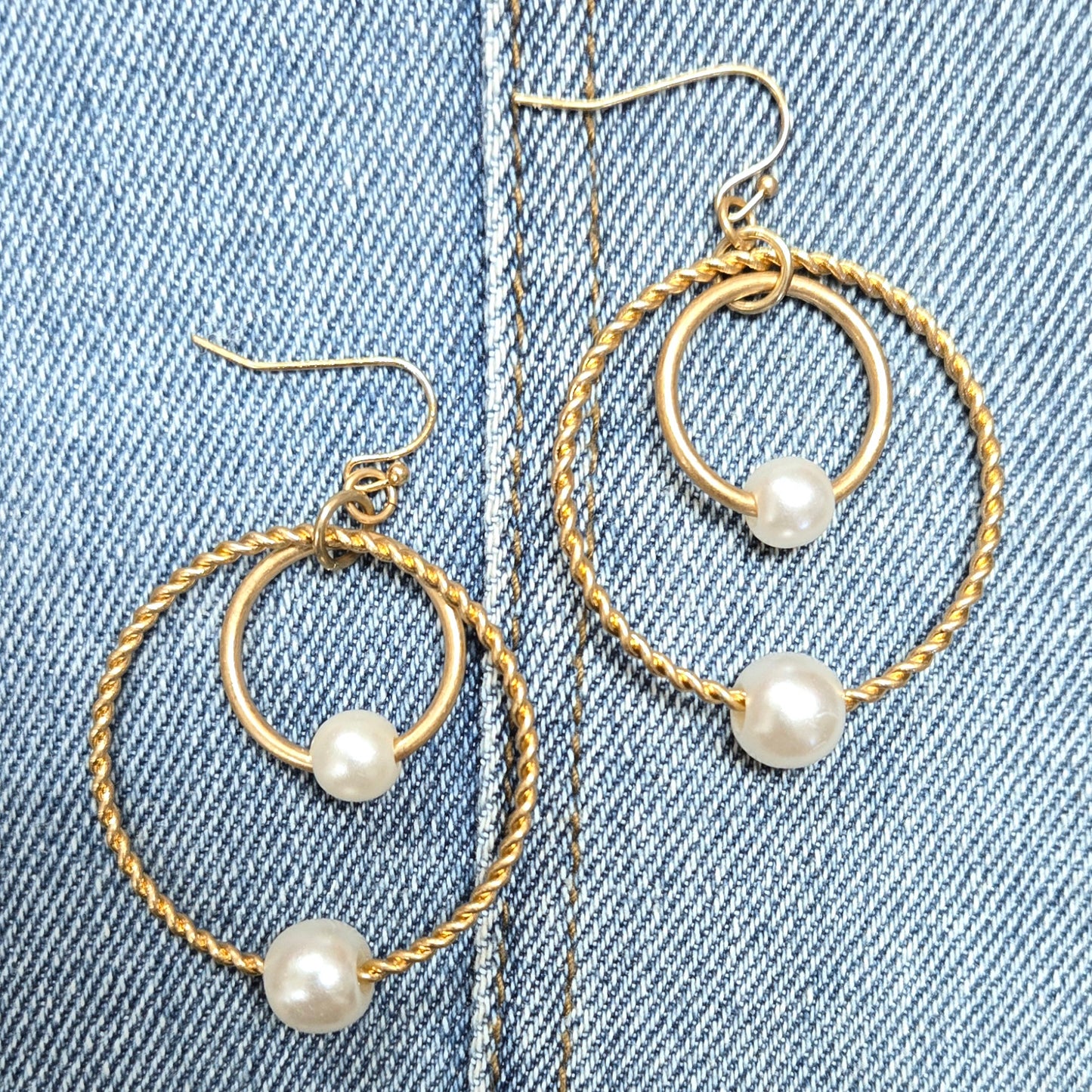 E1022 HE2708 Pearl Accented Double Circle Linked Drop Dangle Hook Earrings