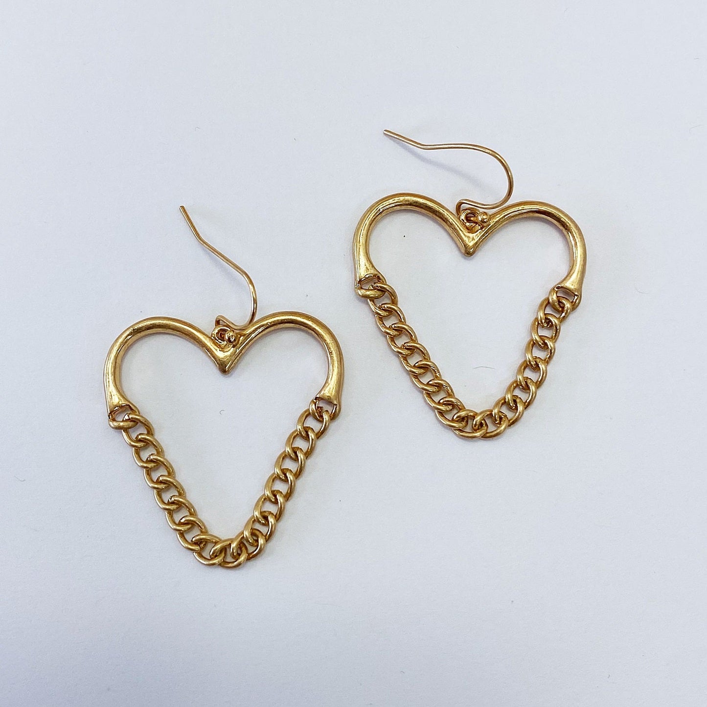 E1111 HE2851 Love Shape Drop Dangle Hook earrings