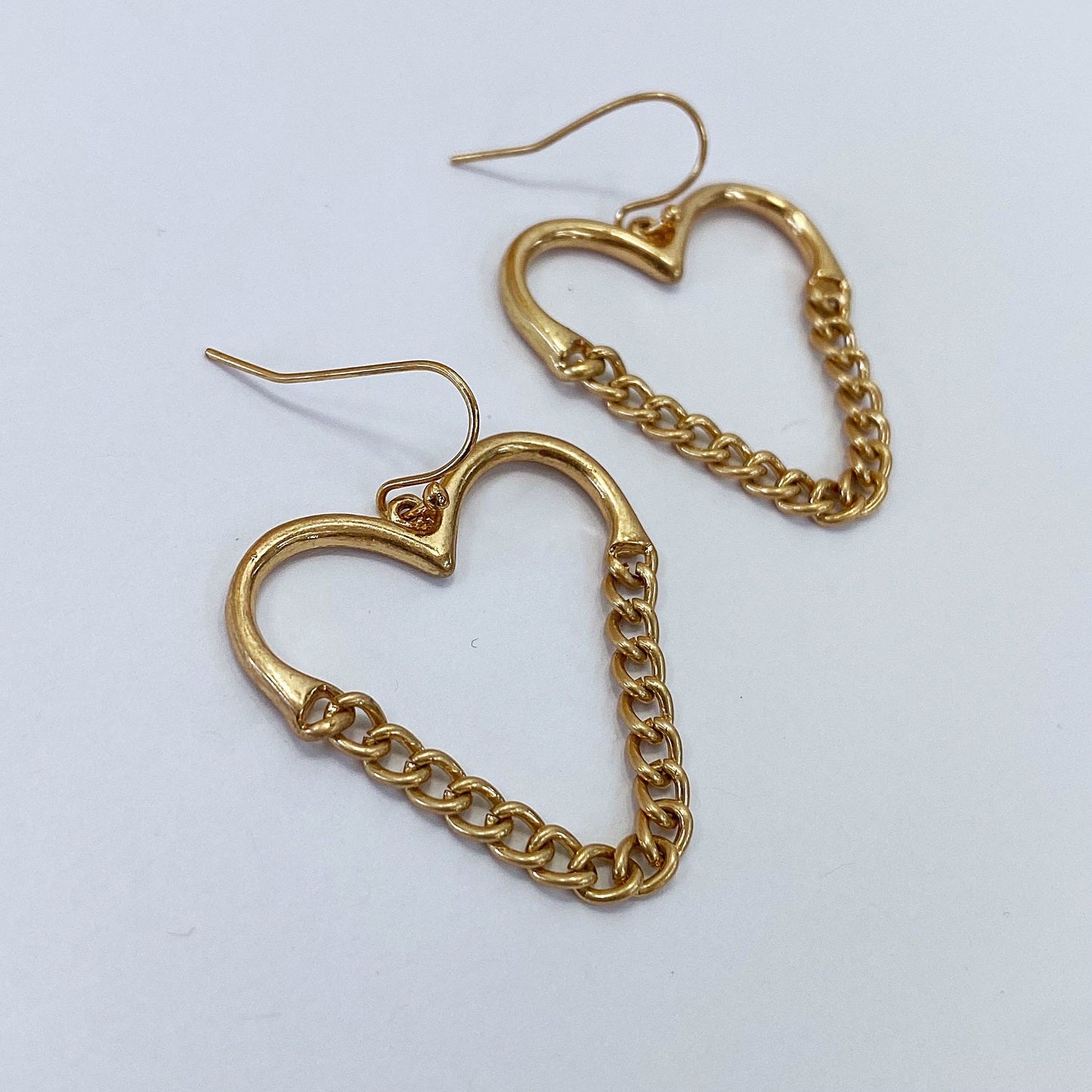 E1111 HE2851 Love Shape Drop Dangle Hook earrings