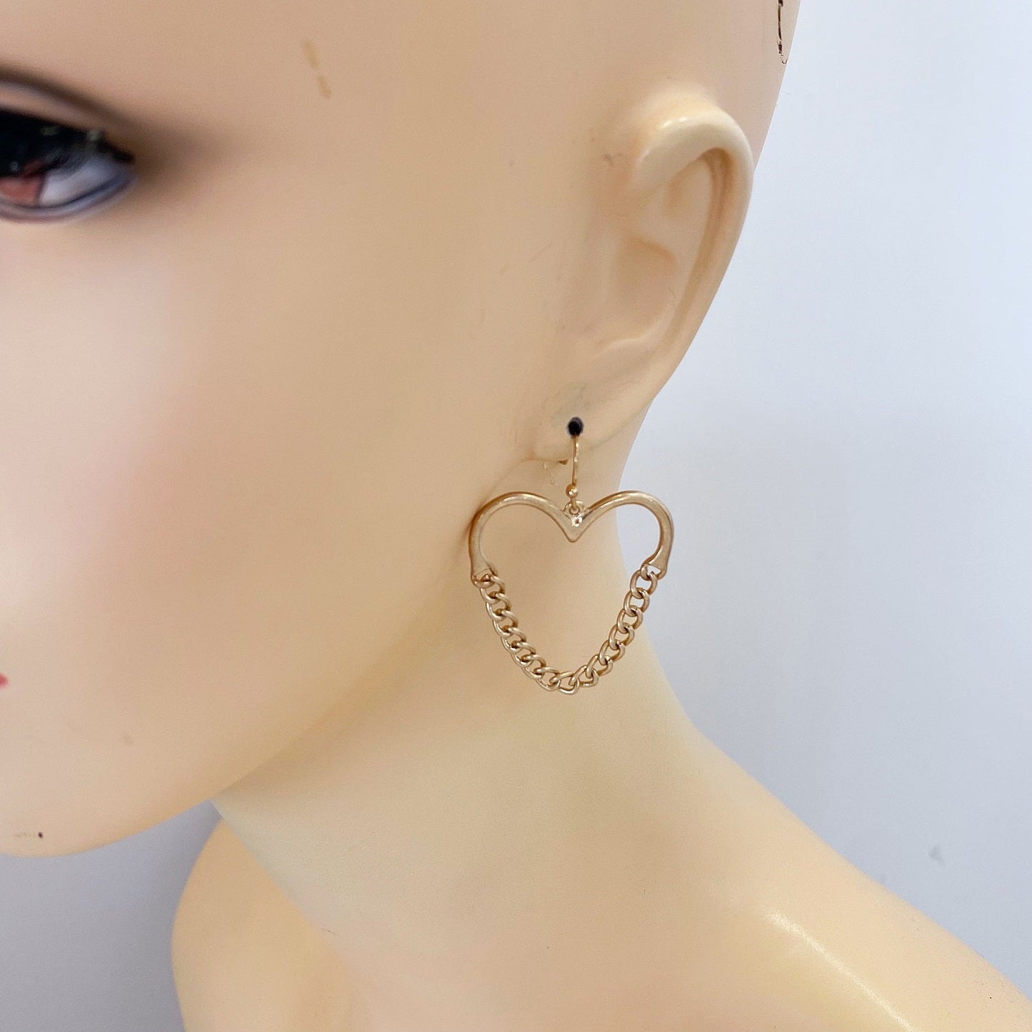 E1111 HE2851 Love Shape Drop Dangle Hook earrings