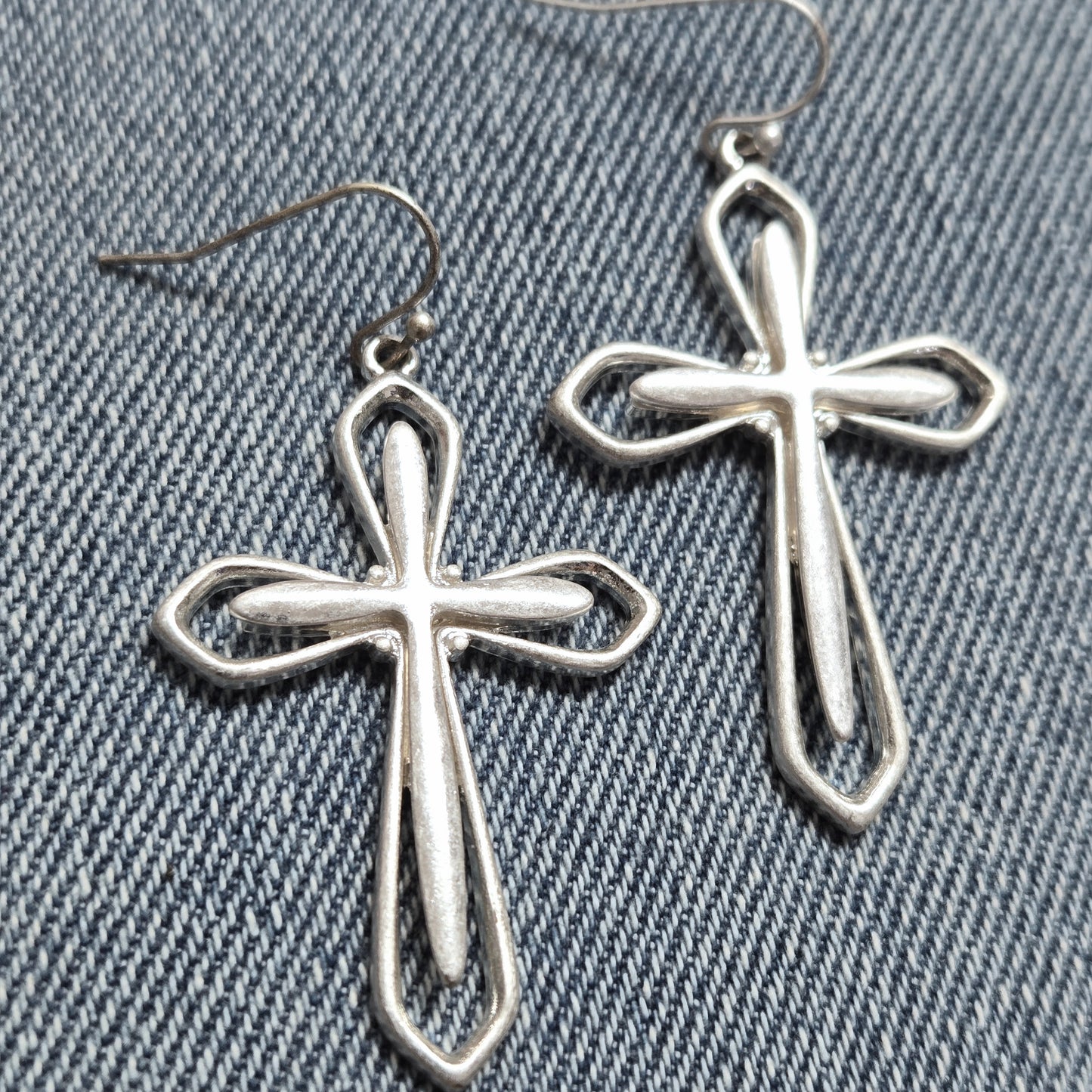 E1156 HE3224 Cross Shape Drop Dangle Earrings