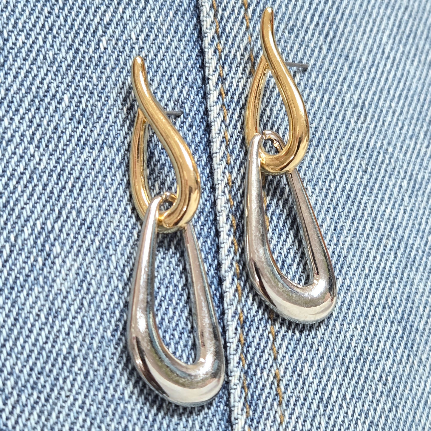 E1099 HE3399 Teardrop Shapes Linked Drop Dangle Earrings