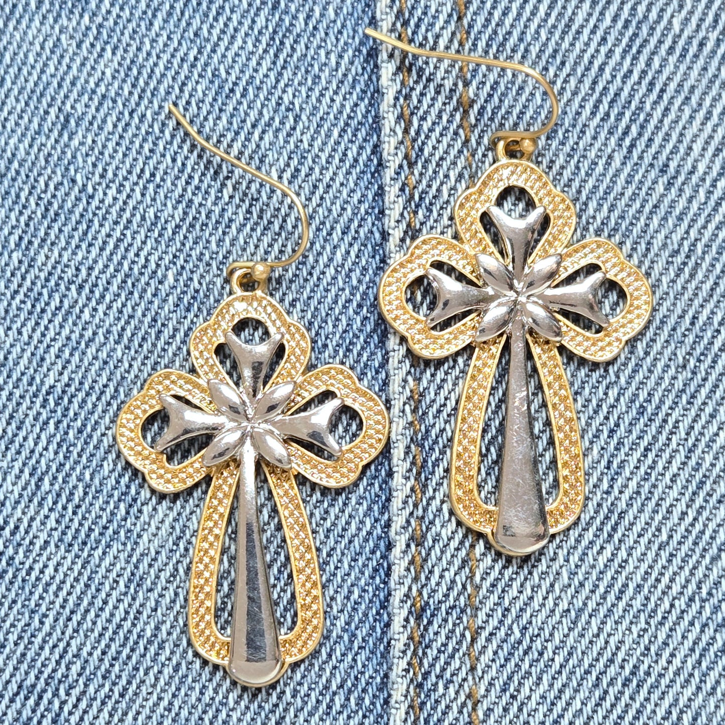 E1091 HE3529 Cross Design Drop Dangle Hook Earrings