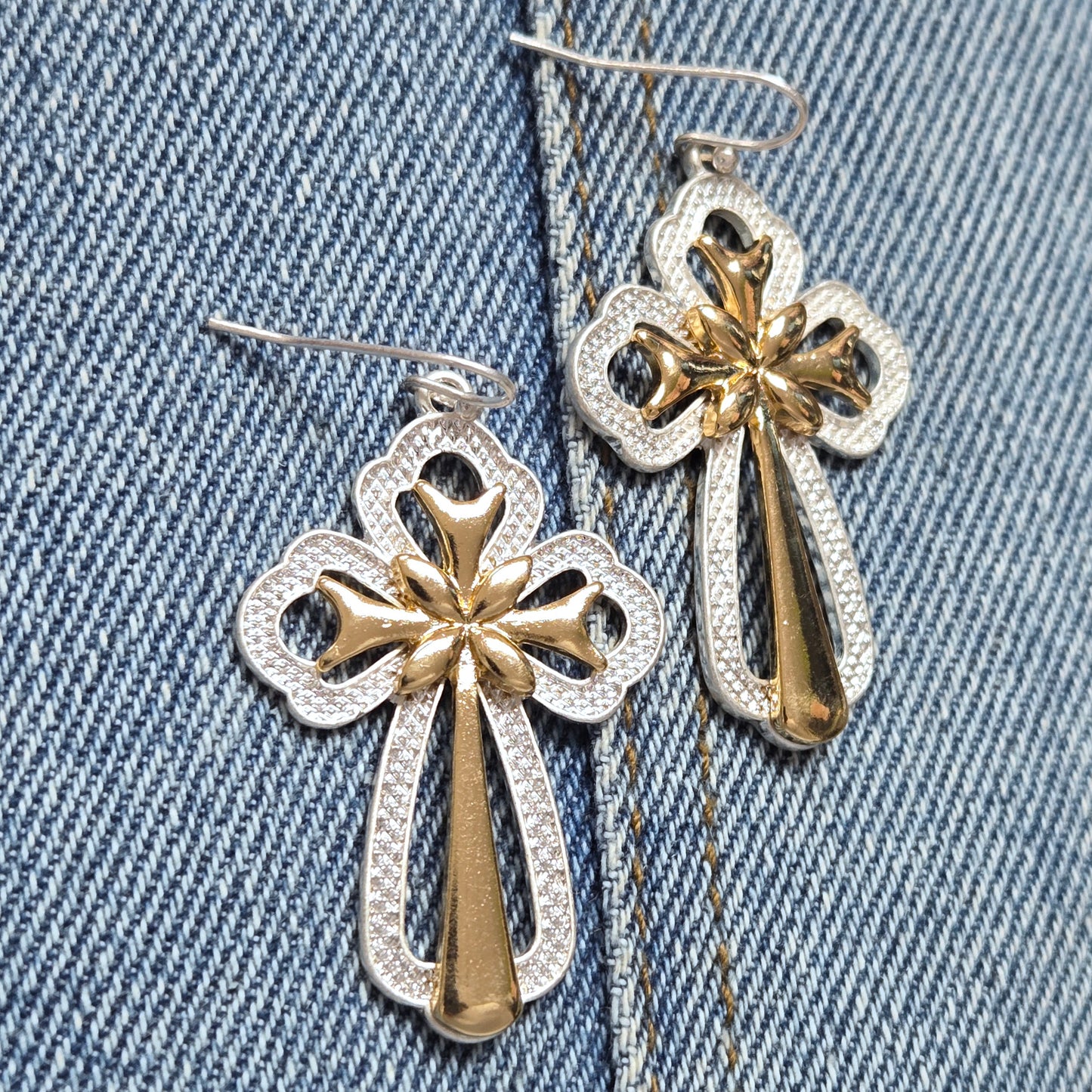 E1091 HE3529 Cross Design Drop Dangle Hook Earrings