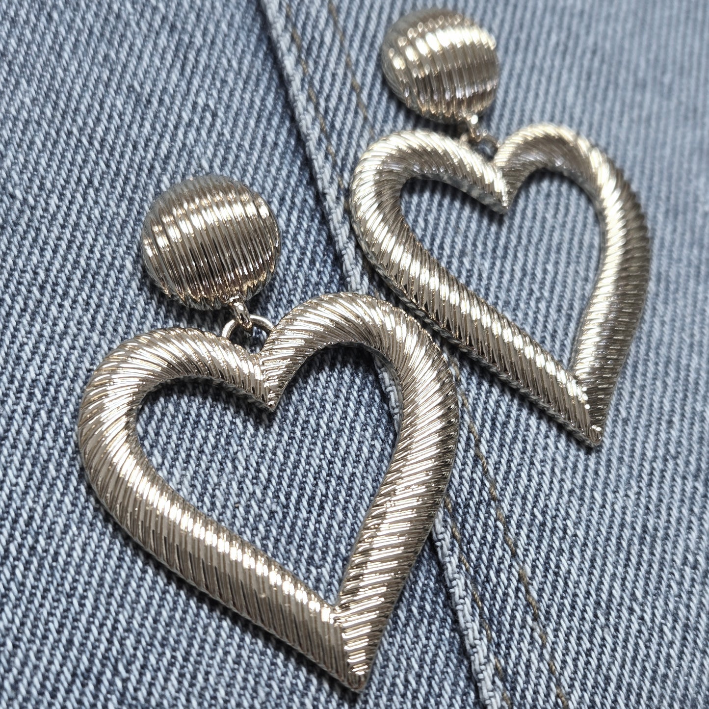E1253 IE8262 Heart Love Drop Dangle Earrings
