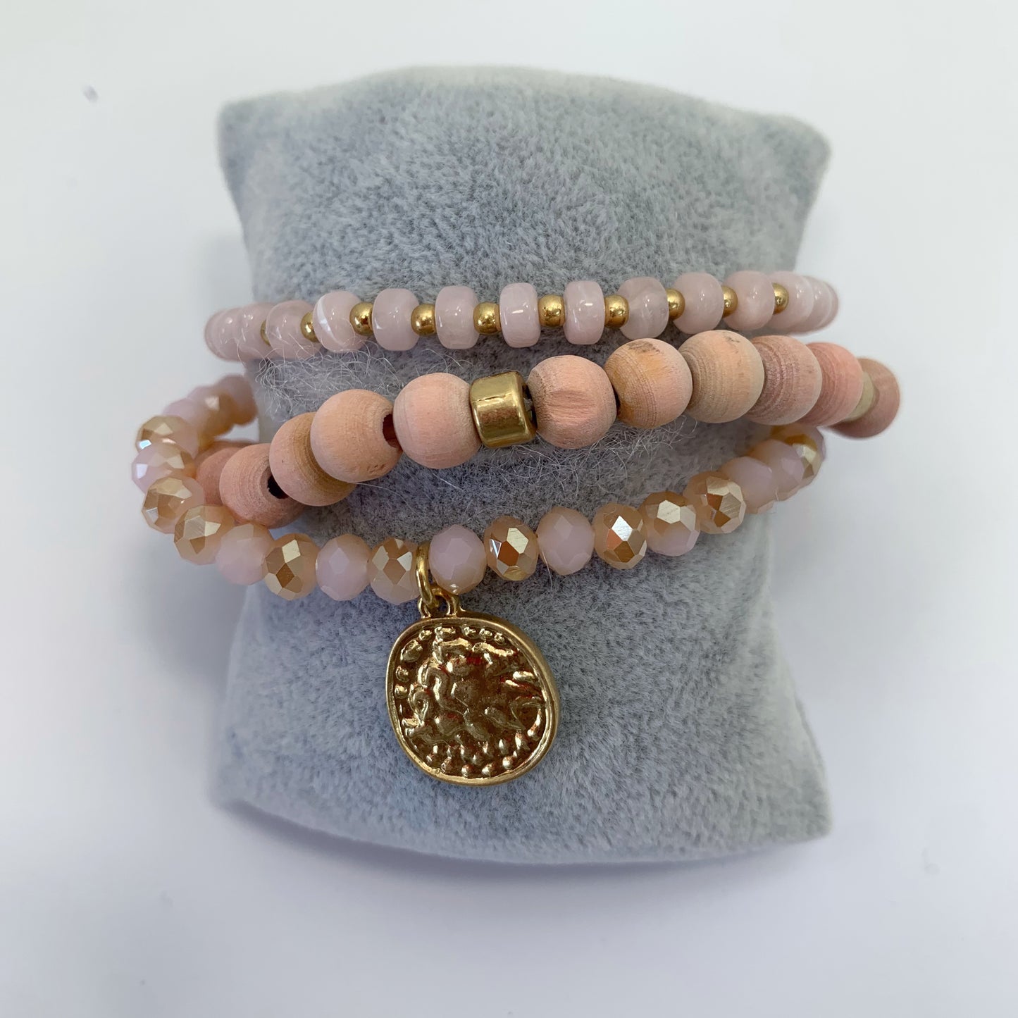 B0025 | Layered Beaded Charm Bracelet Set | 84415