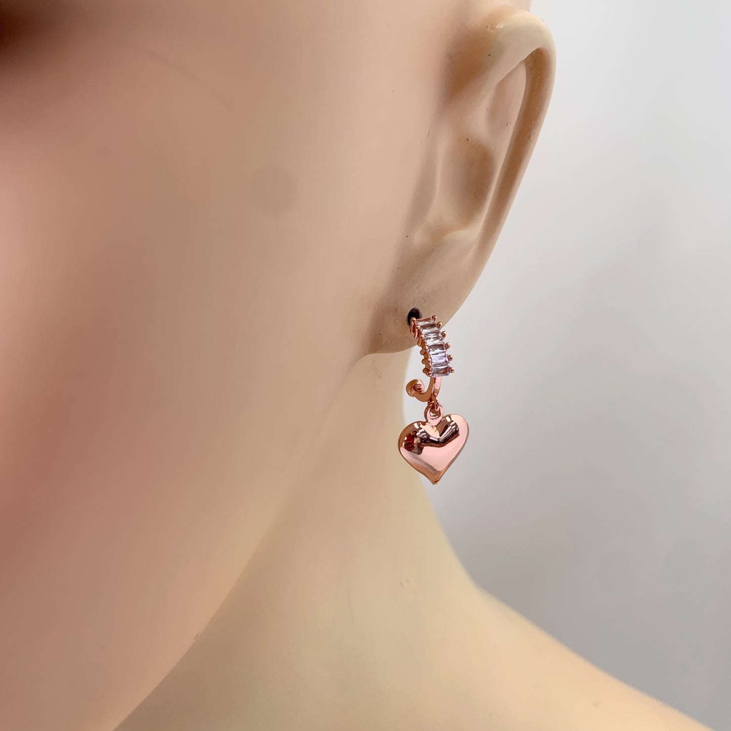 Heart Charm Hoop Earrings | E0116