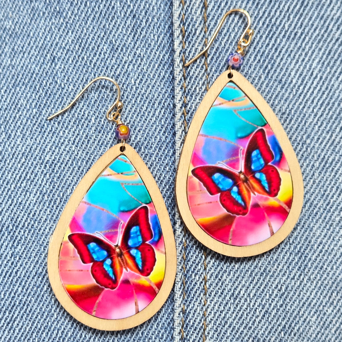 E1200 JCE3554 Butterfly Design Teardrop Dangle Wooden Earrings