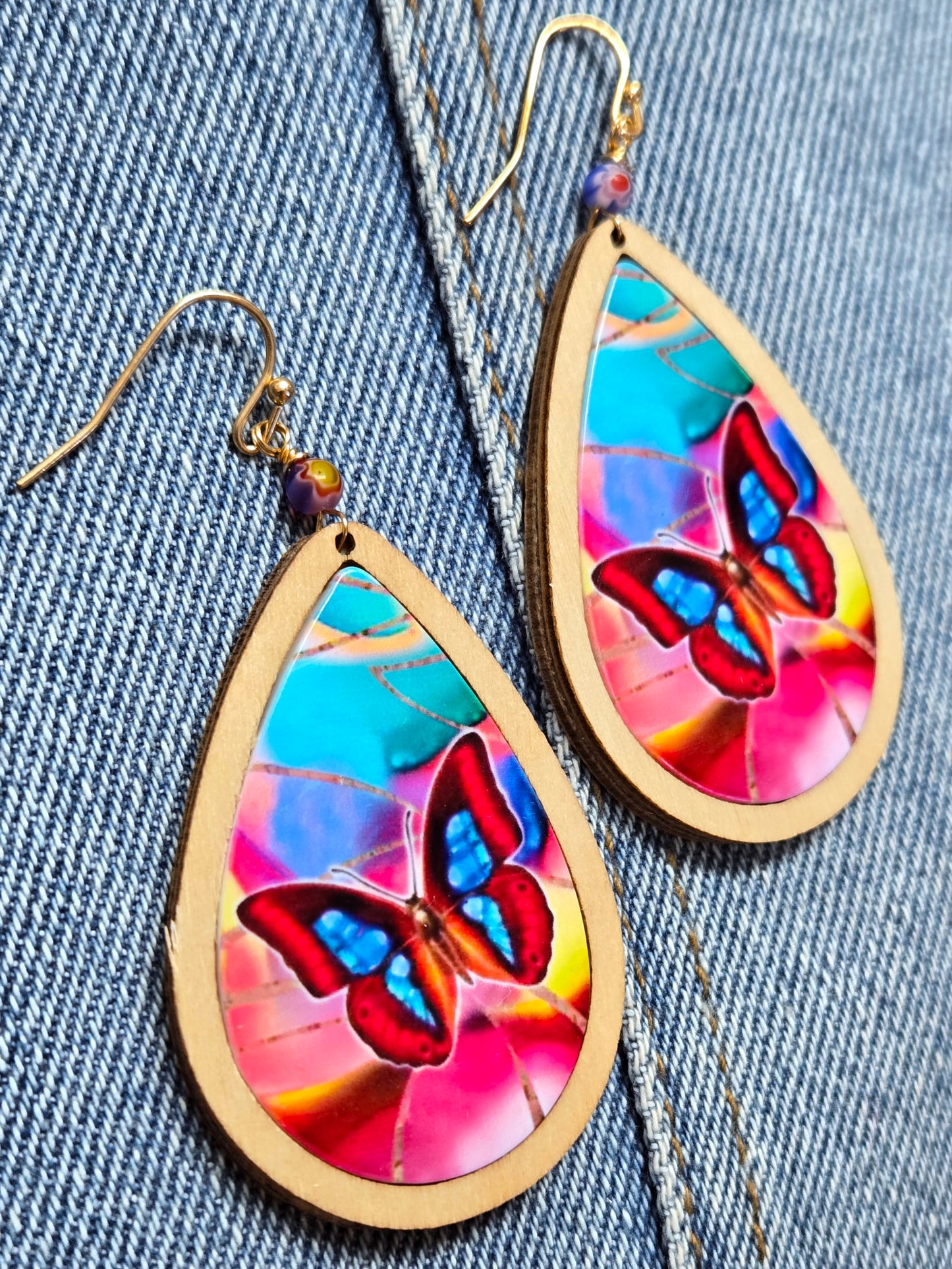 E1200 JCE3554 Butterfly Design Teardrop Dangle Wooden Earrings