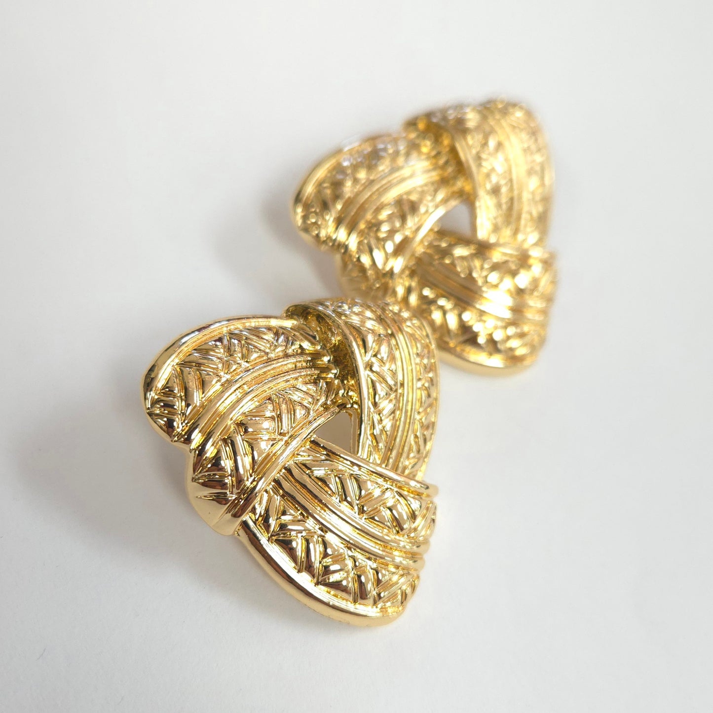 E1702 KE4291 Drop Post Earrings