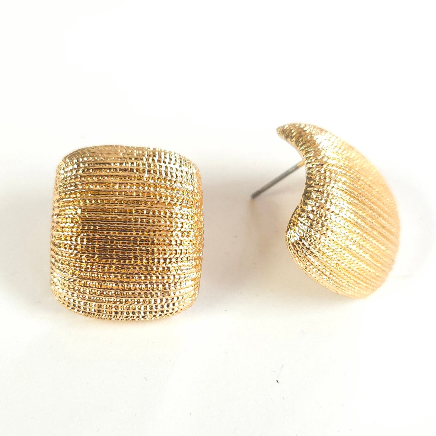 E1745 KE5287 Stud Post Earrings