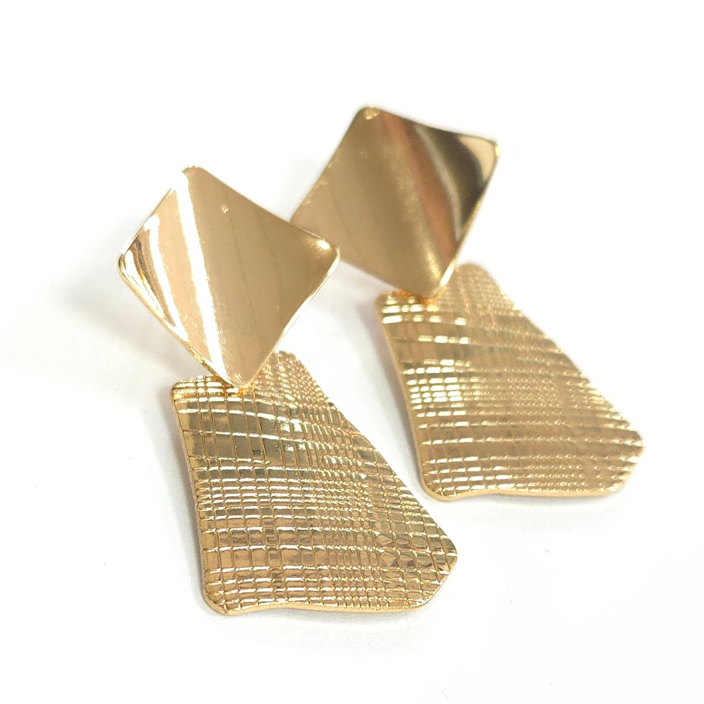 E1747 KE5300 Drop Dangle Earrings