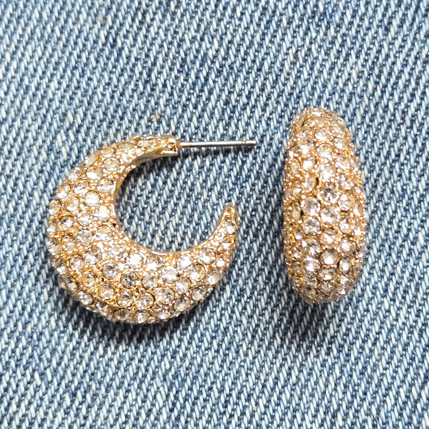E1307 ME11041 Mini Hoop Style Earrings