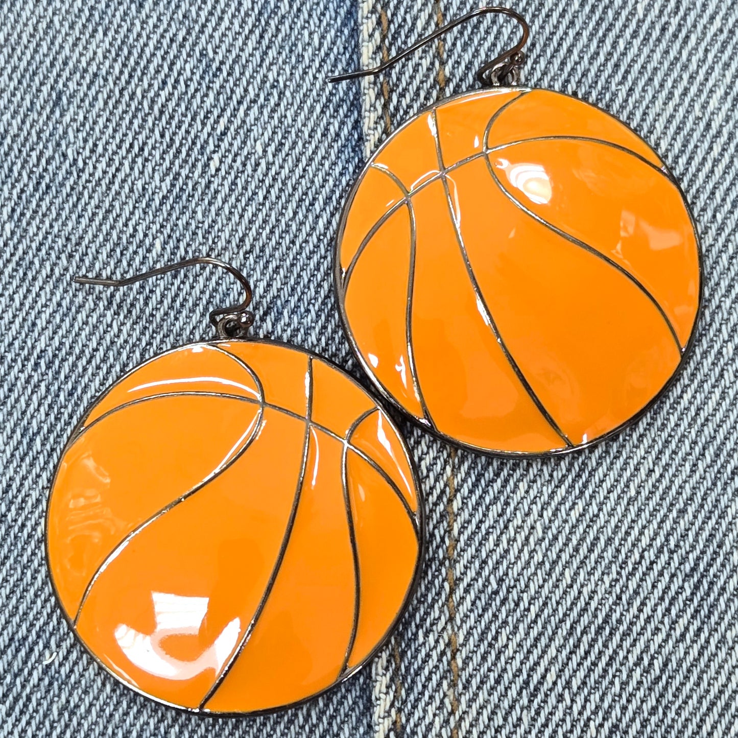 E1320 ME90169 Basketball Design dangle Earrings
