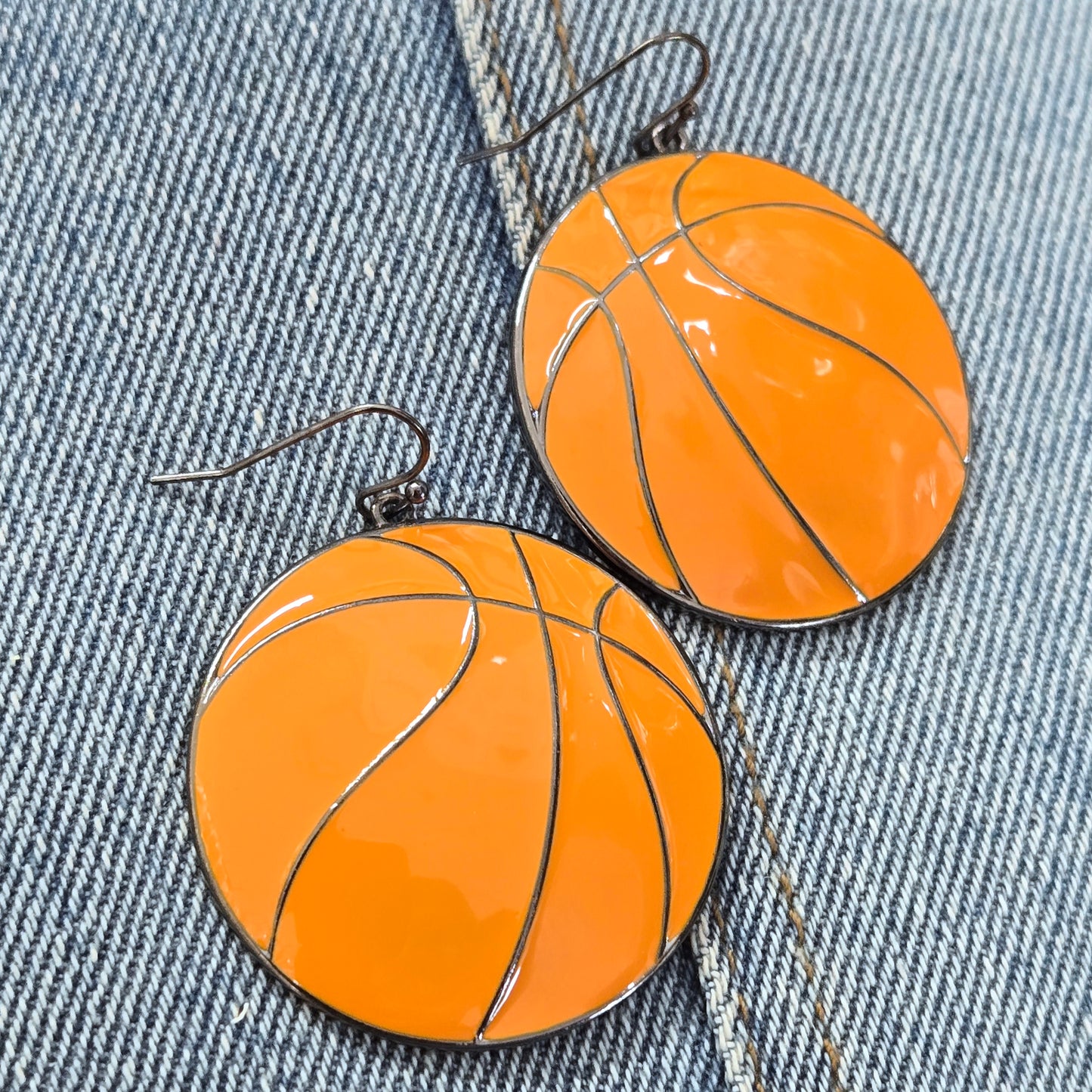 E1320 ME90169 Basketball Design dangle Earrings