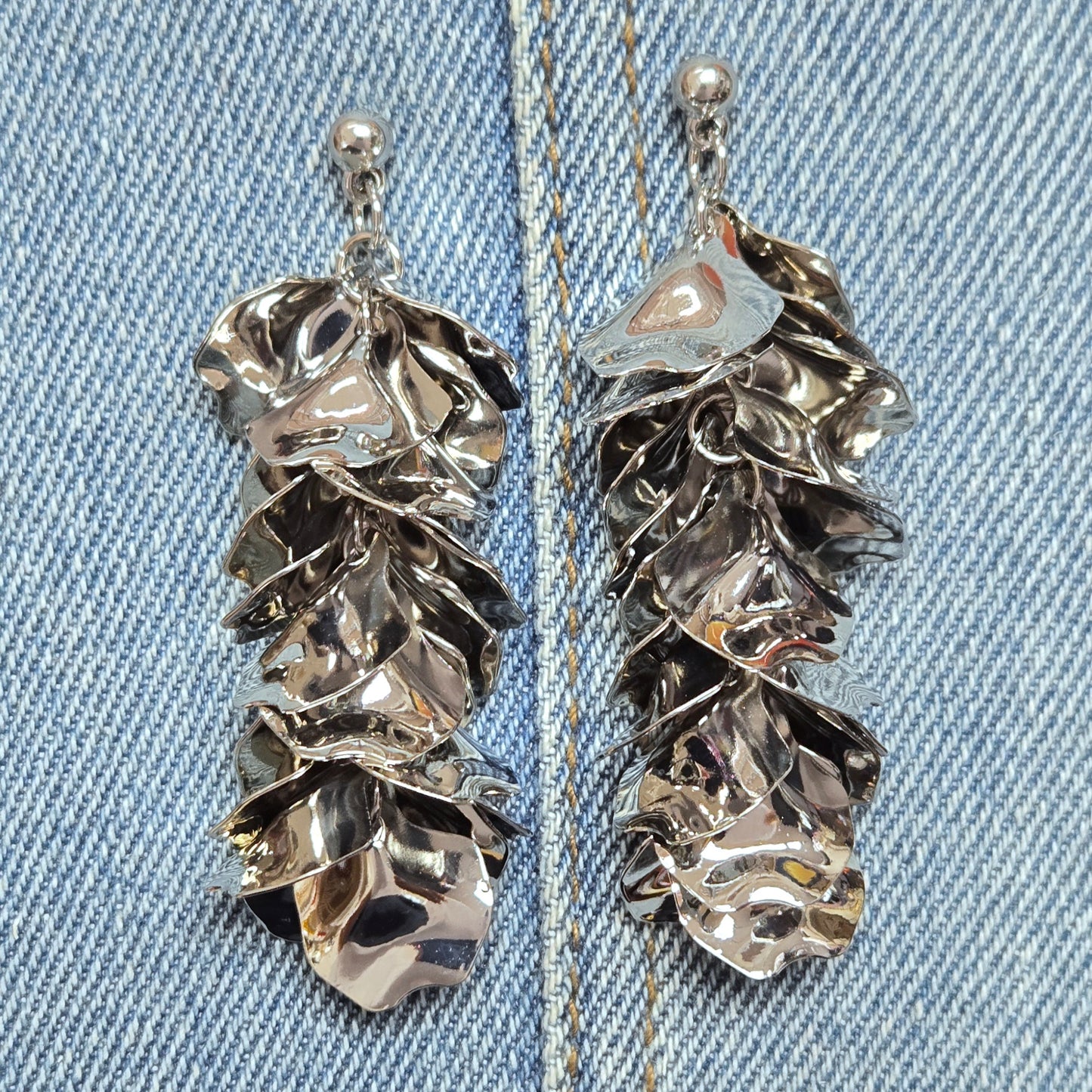 E1365 ME91341 Drop Dangle Post Earrings