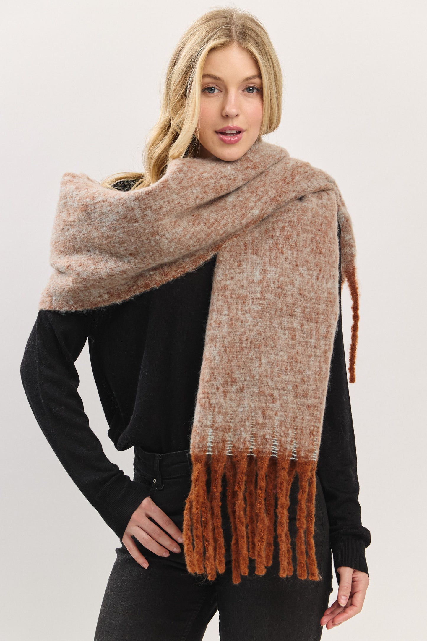 S0002 MS0450 SCARF